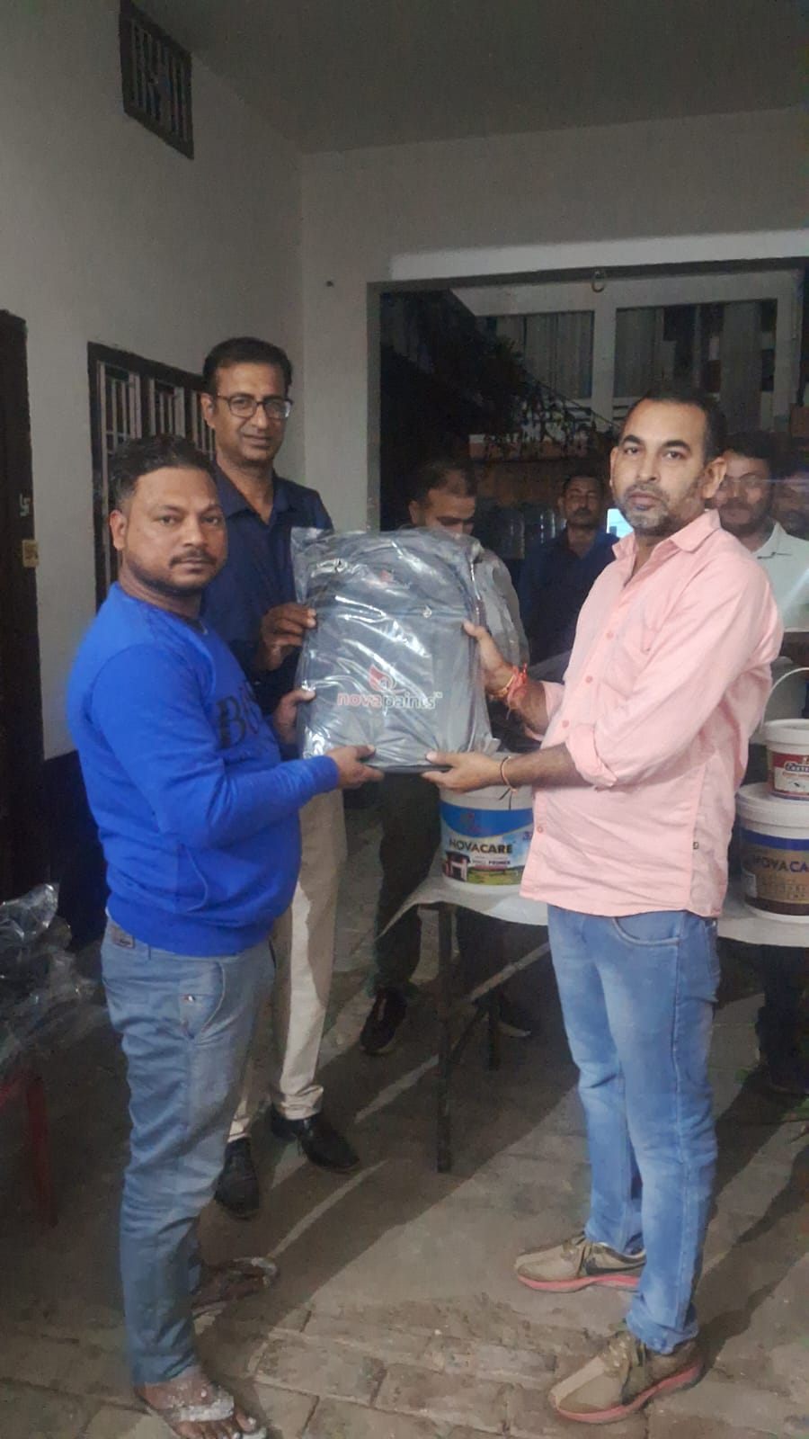 Contractor and Painter Meet 7